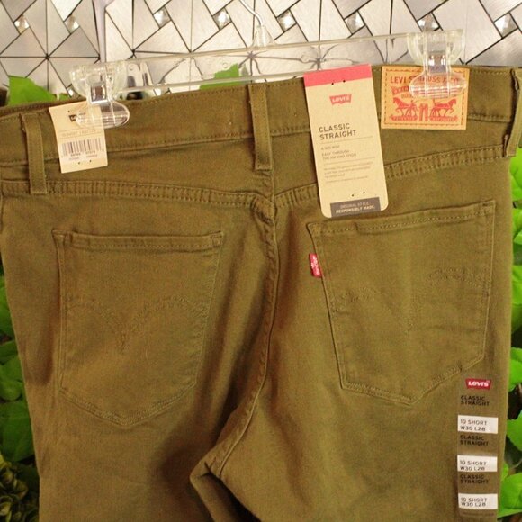 NWT Levi's Red Tab CLASSIC STRAIGHT FIT Straight Mid Rise WOMEN'S JEANS Size 10 - Picture 6 of 12